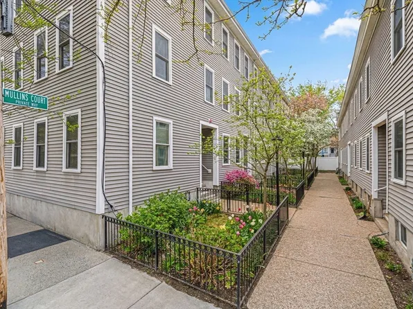 3 Mullins Ct #3, Cambridge, MA 02141