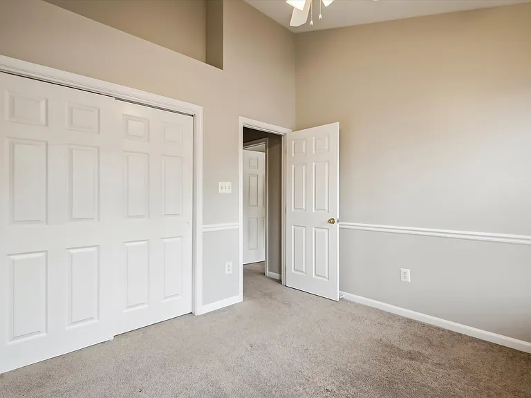 6733 Sullivan Way — Photo 34