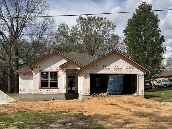 35 Kencindot St, Mc Kenzie, TN 38201