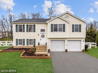 19747 Marigold Dr, Hagerstown, MD 21742
