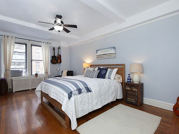 5th image of 681 Amsterdam Ave #8D