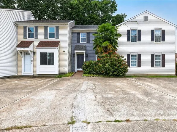 1407 Carabao Cir, Virginia Beach, VA 23464