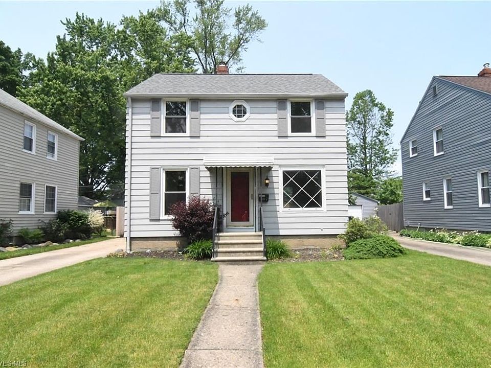 1st image of 407 Pierce Ave