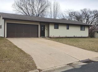 115 Vista Pl, Boscobel, WI 53805