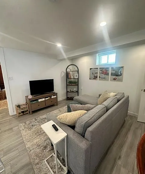 226 E Pine St #2 — Photo 9