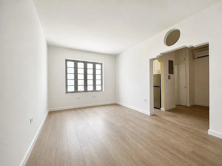 901 Collins Ave #209 — Photo 9