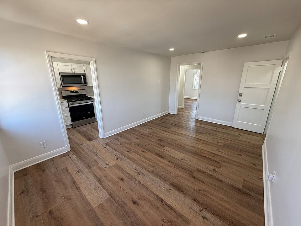 1st image of 5618 Midwood Ave Unit 1
