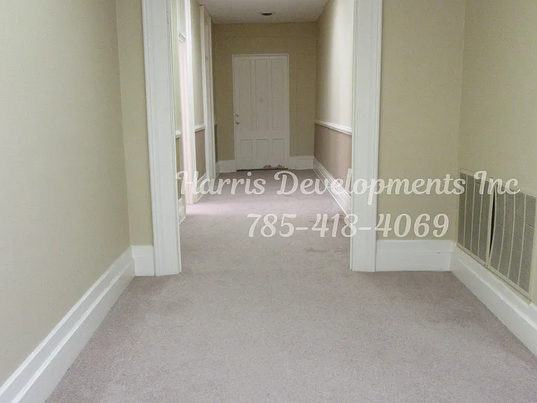 135 S Main St #201 — Photo 7