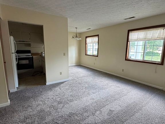 4th image of 260 Wilbur Dr NE APT C