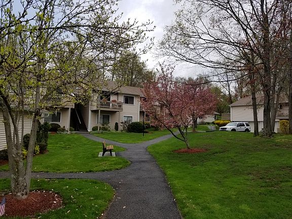 2nd image of 95 Molly Pitcher Ln APT H