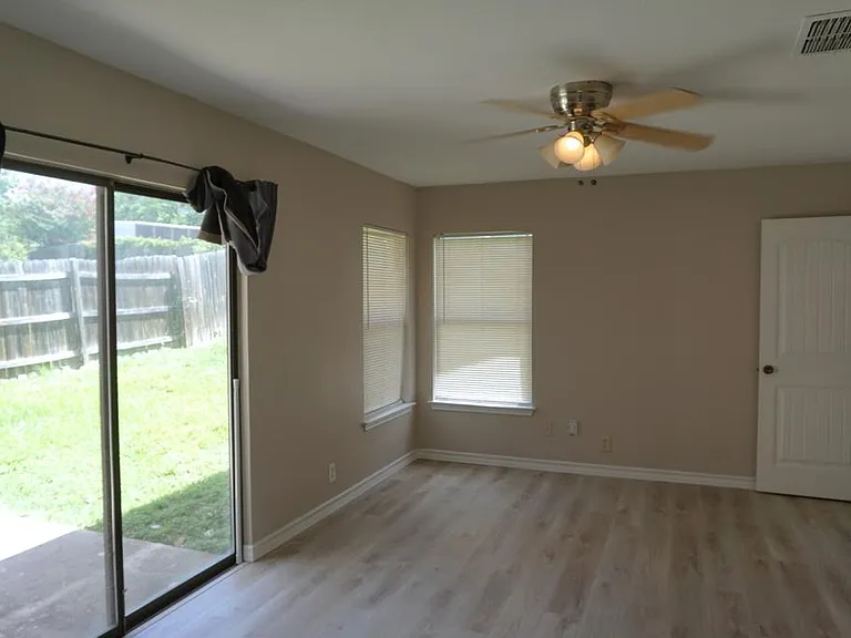 8470 Cascade Ridge Dr — Photo 14