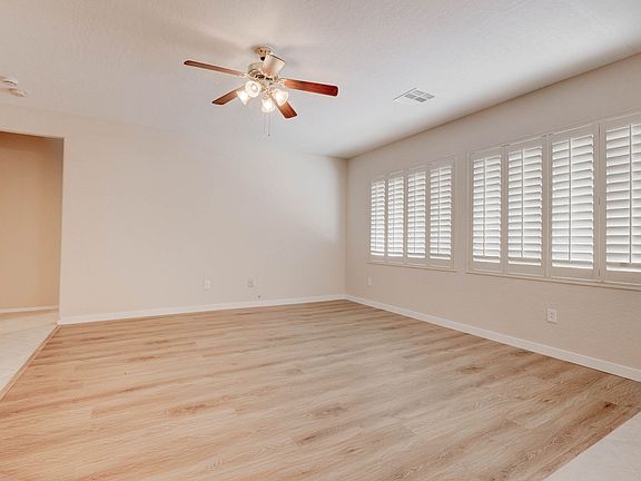 5th image of 2551 Moonlight Valley Ave