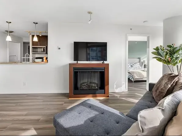 58 Keefer Pl #1102, Vancouver, BC V6B 0B8