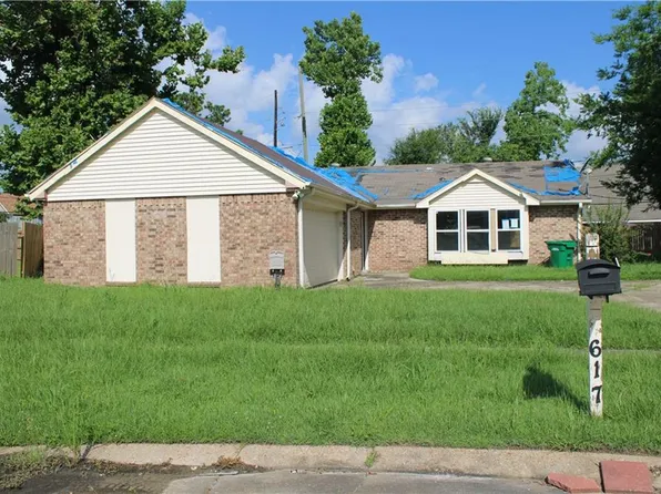 617 Monticello Dr, La Place, LA 70068
