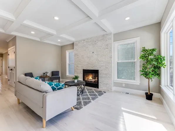 66-66A Newbury St #A, Somerville, MA 02144