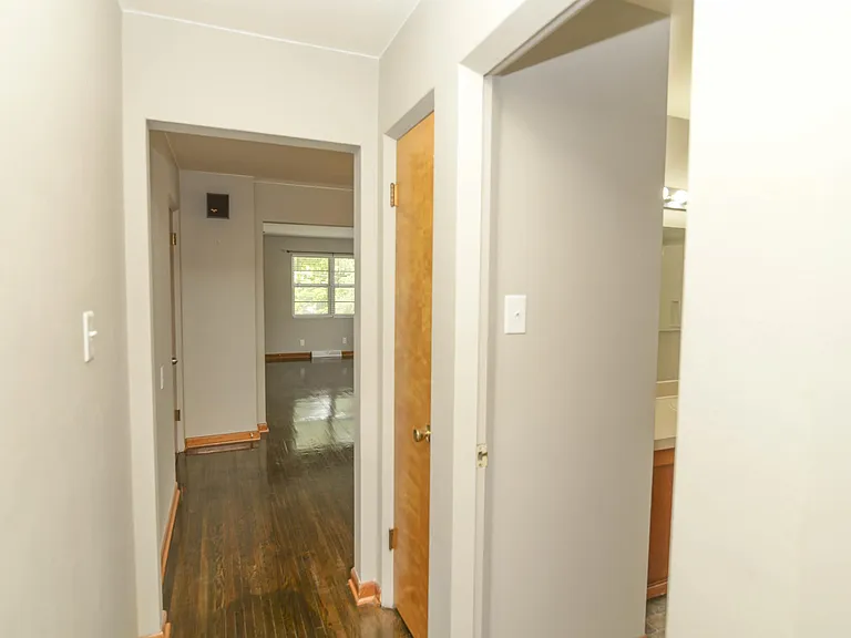 214 W Atchison St #1 — Photo 4