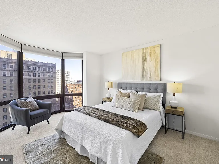2018 Walnut St #32-16J — Photo 14