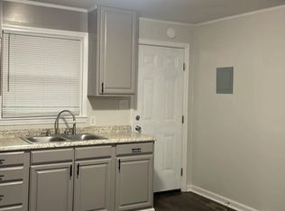 102 Quail Dr APT A, Dallas, NC 28034