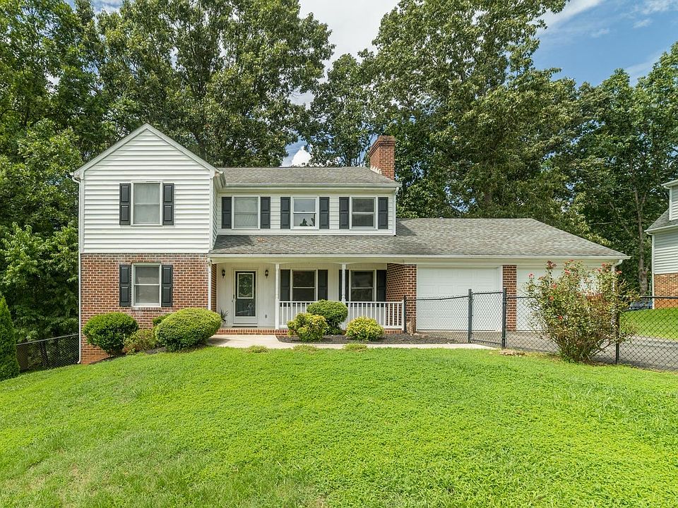 1st image of 115 Mullbury Pl