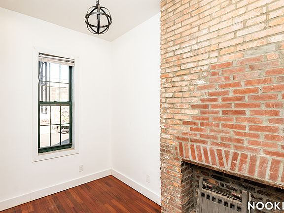3rd image of 276 Boerum St APT 2F