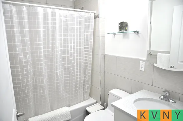 Rented by KVNY Soho | media 68