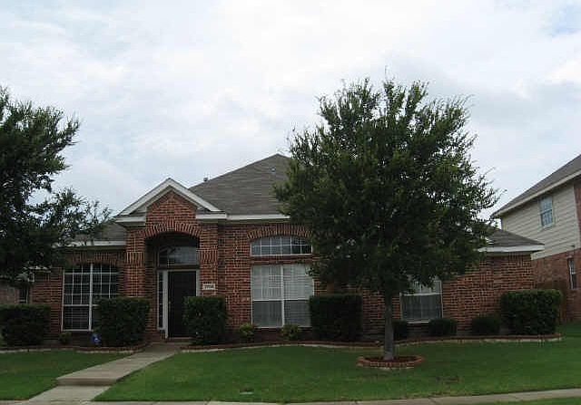 1st image of 3708 Riverbirch Dr