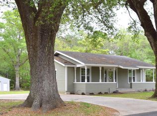 831 3rd St, Chipley, FL 32428