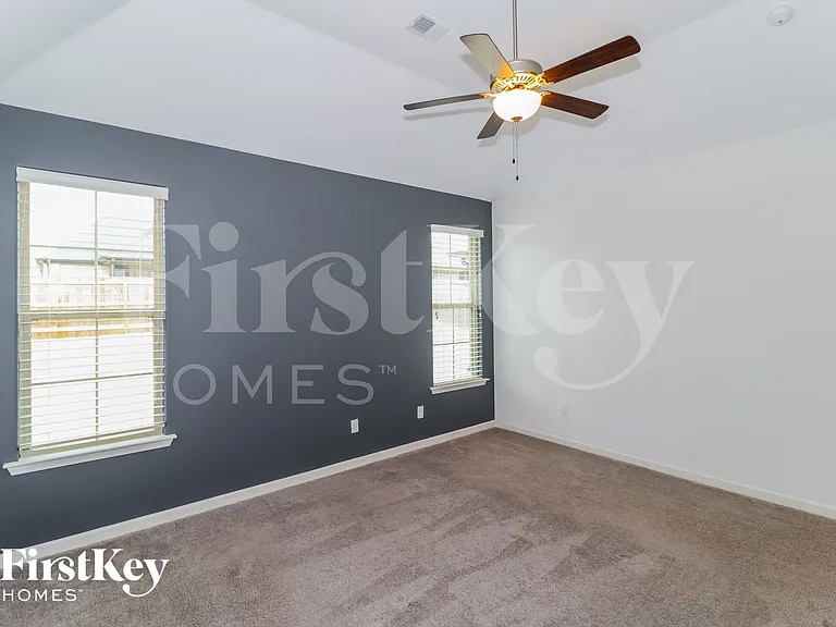 105 Hidden Meadows Ln — Photo 9