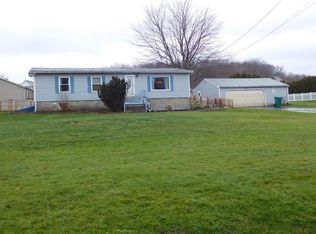 713 Clarksville Rd, Mercer, PA 16137