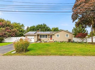 9 Richlee St, Blue Point, NY 11715