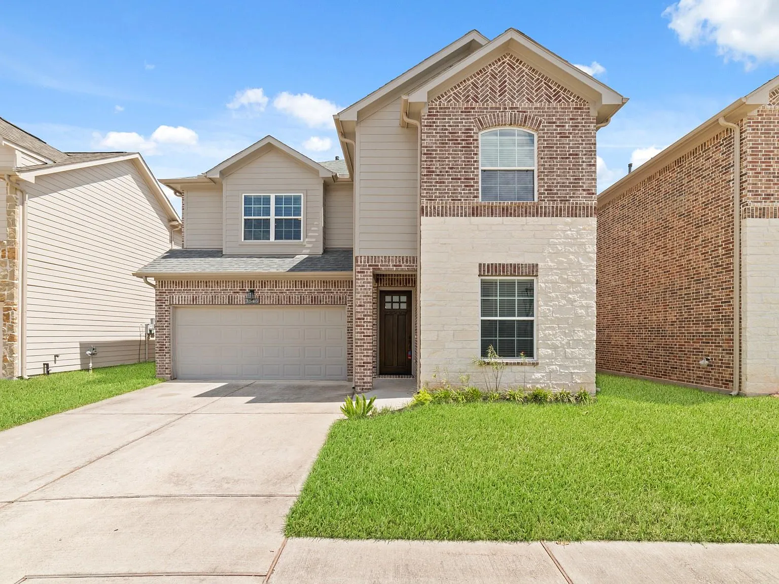 4 bed, 3.5 bath, 3041 sqft, $2,900 — Photo 1