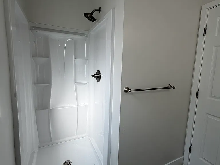 635 S 32nd St — Photo 16