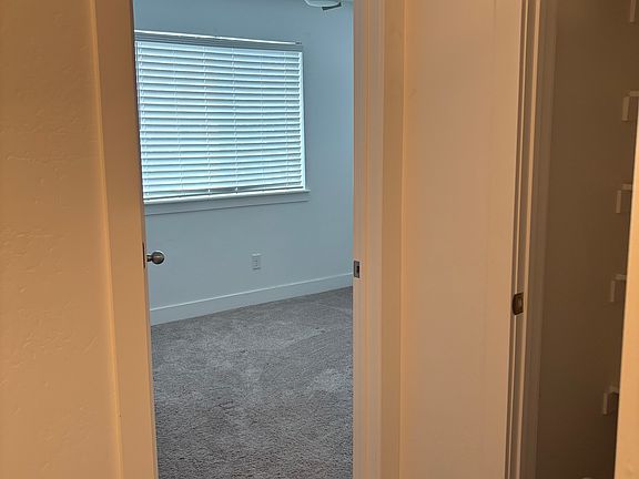 5th image of 7426 N Cottage Ln