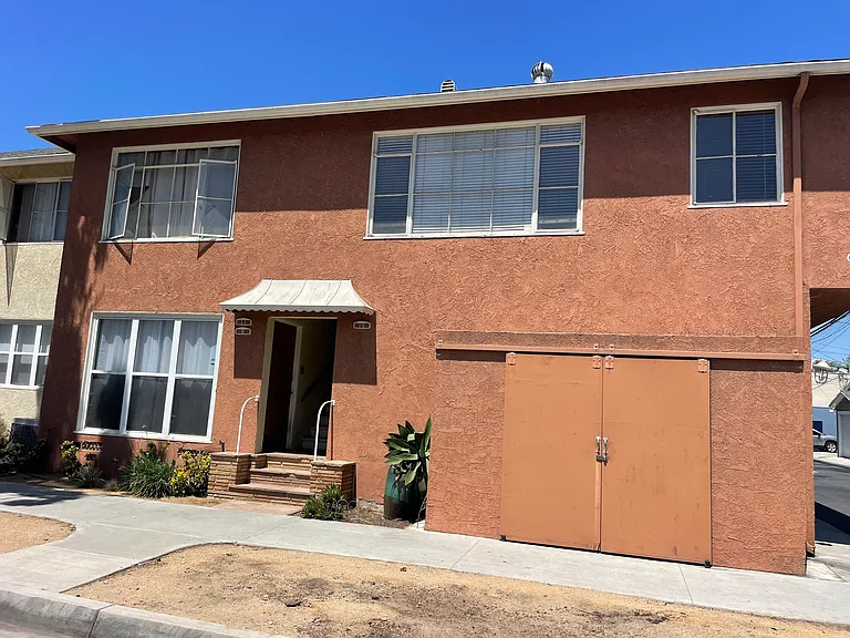 15 Cerritos Ave #11 — Photo 9