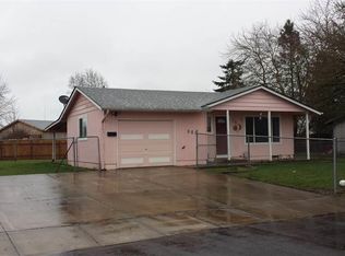 540 Maple Dr, Independence, OR 97351