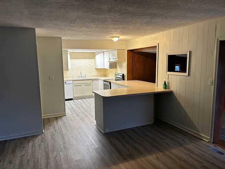 10324 Orchard Park Dr S — Photo 8