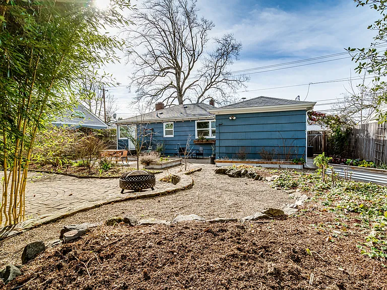 1425 Polk St — Photo 33