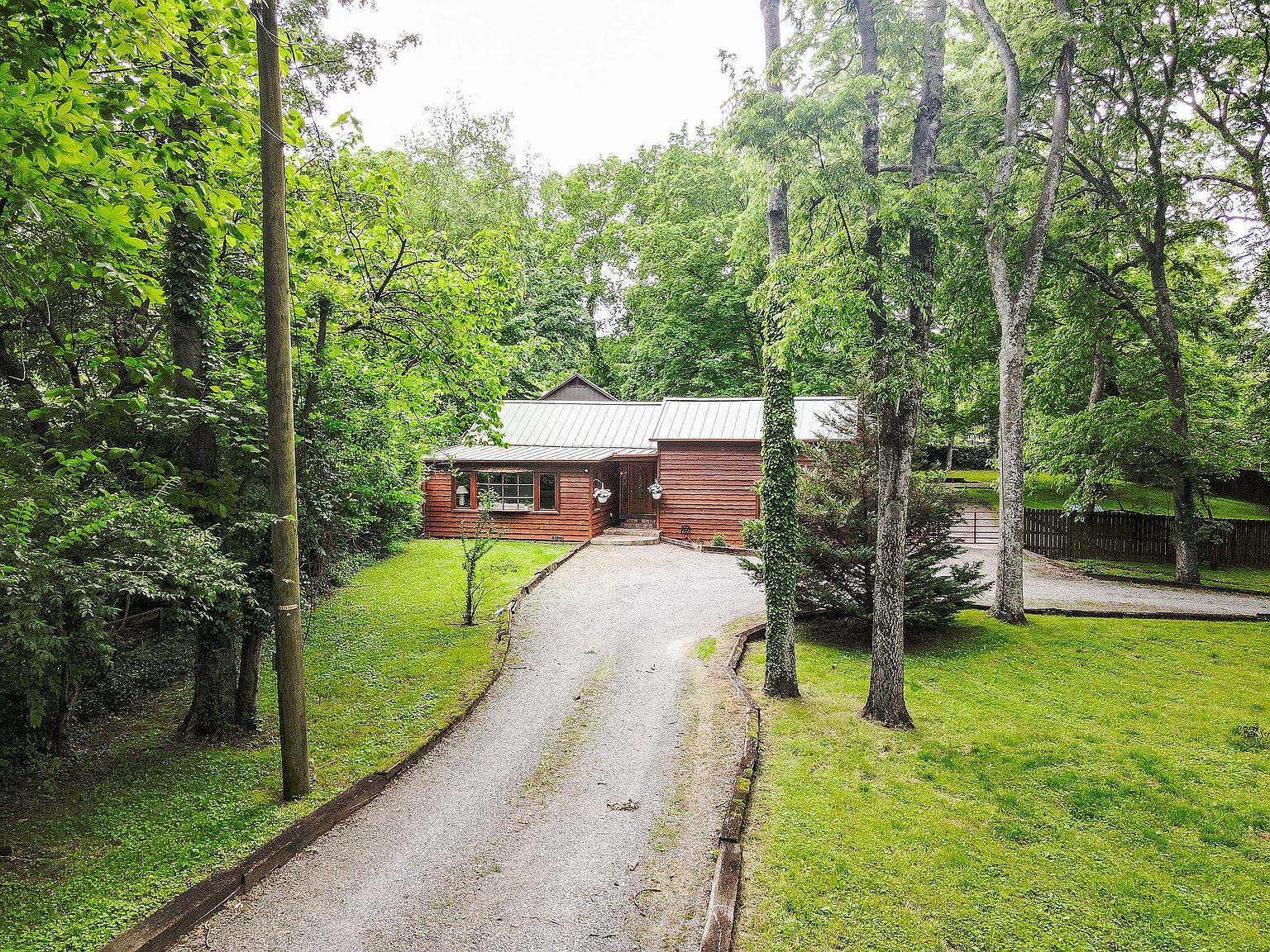 4307 Brush Hill Rd, Nashville, TN 37216 | Zillow
