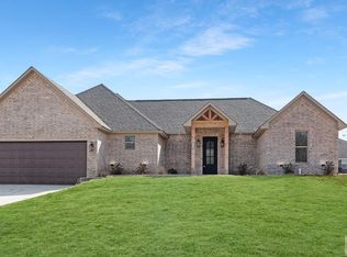 1043 Brown Dr, Texarkana, TX 75501