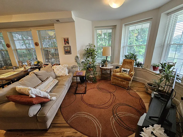 1326 River Rd #2 — Photo 2
