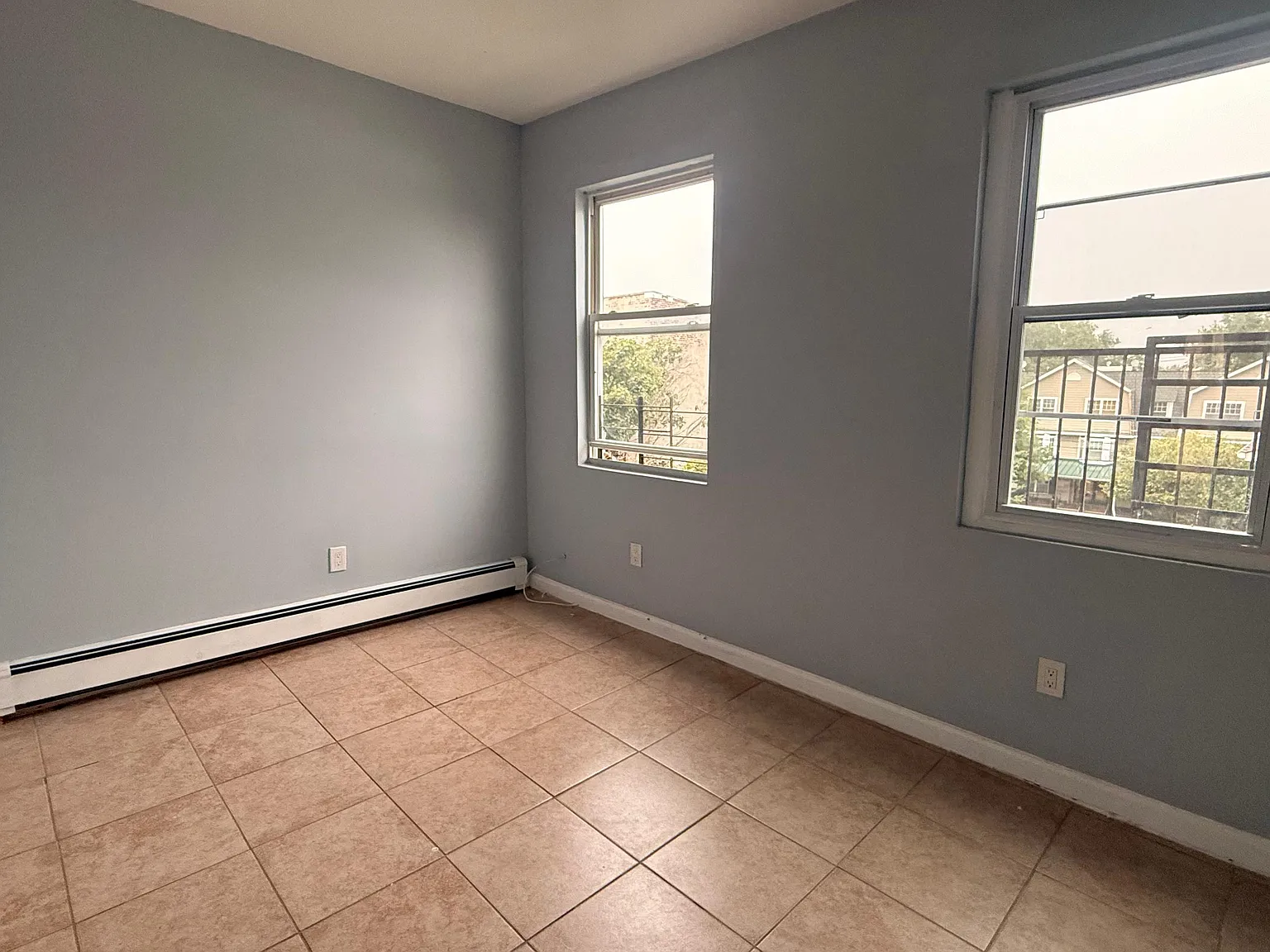 136 Wilkinson Ave — Photo 4
