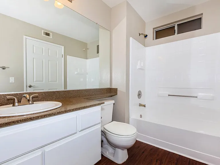 26160 Laguna Ct — Photo 6