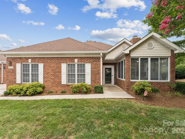 8533 Windsor Ridge Dr, Charlotte, NC 28277