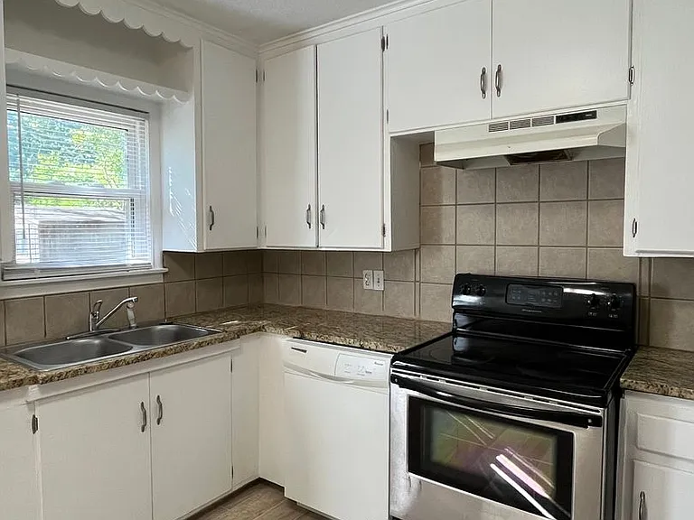 4726 S Boston Pl — Photo 4