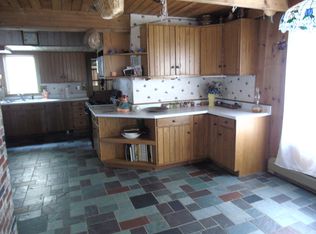 1143 Great Moose Dr, Hartland, ME 04943