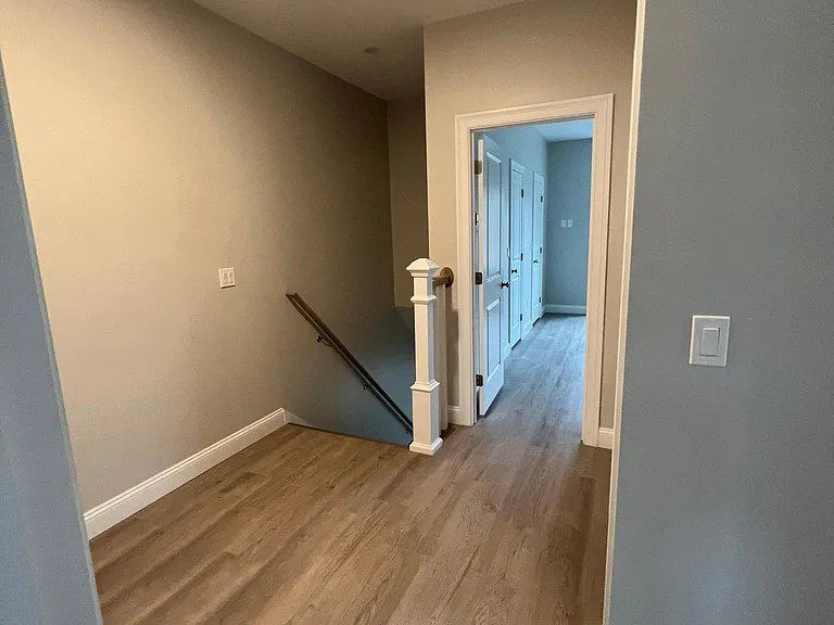 871 Elm St — Photo 27
