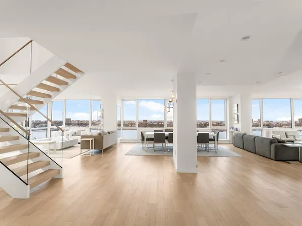 635 West 42nd Street image 1 of 47