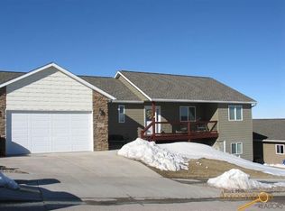 1062 Alma St, Rapid City, SD 57701