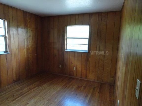 5th image of 2801 Westfield Dr