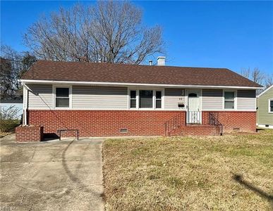 15 E Walker Rd, Hampton, VA, 23666